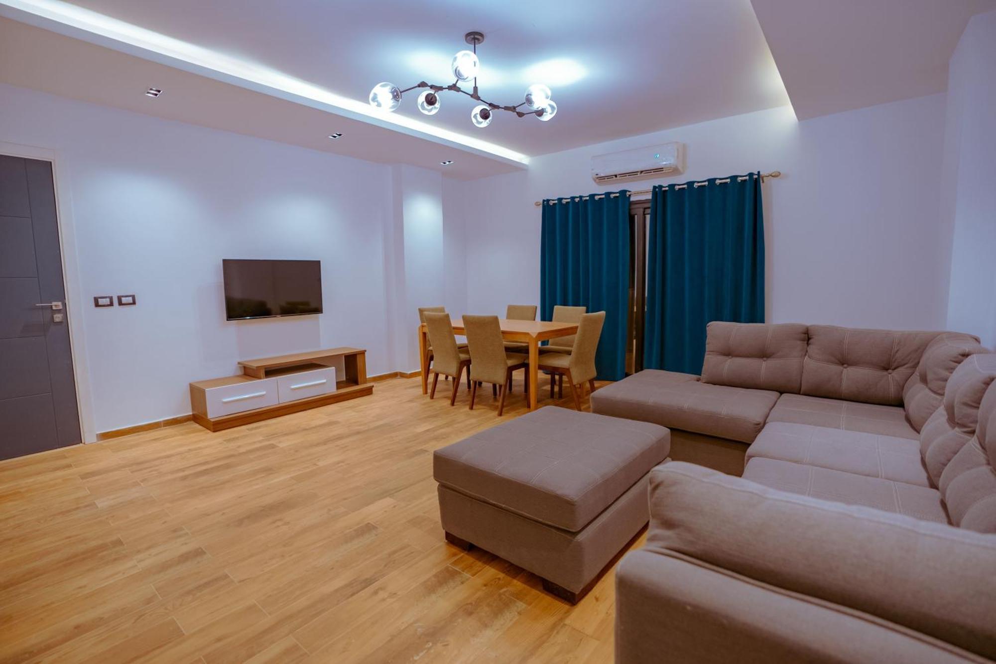 Travelholic New Cairo Residence 외부 사진